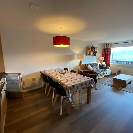 Mandarin A8 Crans-Montana